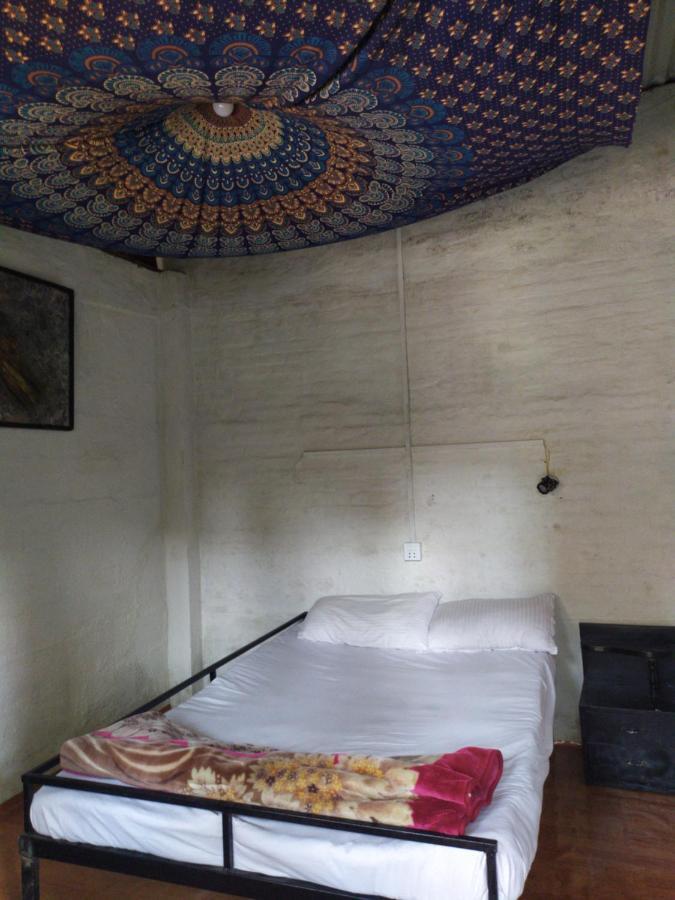 Phat Kath'S Secret Garden Backpackers Hostel Катманду Экстерьер фото